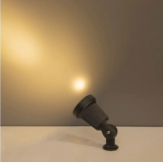 เหตุใดฟลักซ์เรืองแสงของ DL21014-1 Spot Light 470LM?